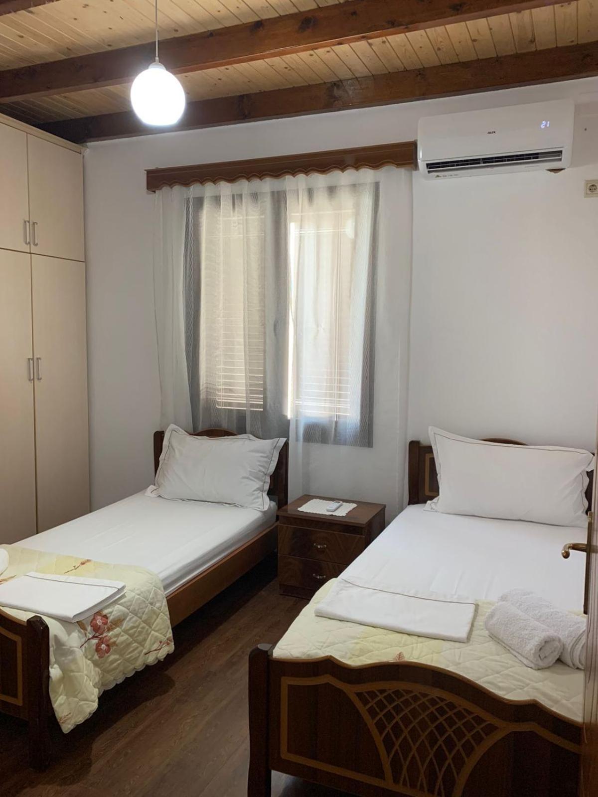 Nomad House-Entire House At Your Disposal,4 Guests Берат Екстер'єр фото